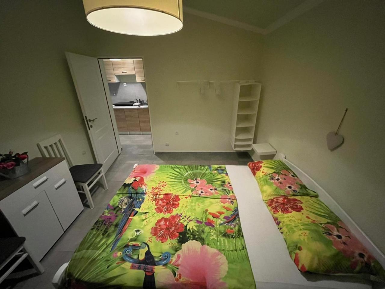 Gosa Apartments Bar Ngoại thất bức ảnh